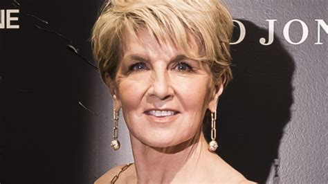 Julie Bishop, former Australian foreign minister, turns social media 